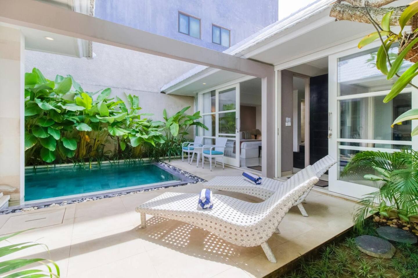Private 2 Bed Pool In Bustling Petitenget Villa